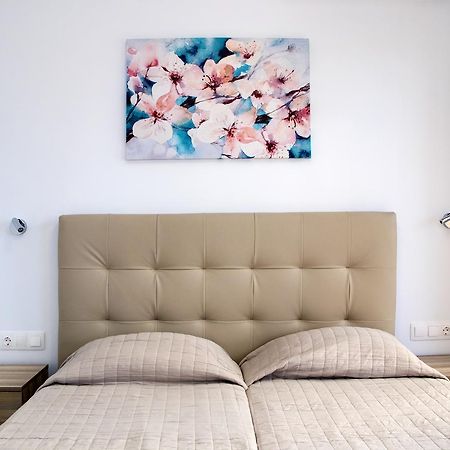 Gennadi Gardens Exclusive Apartments Екстериор снимка
