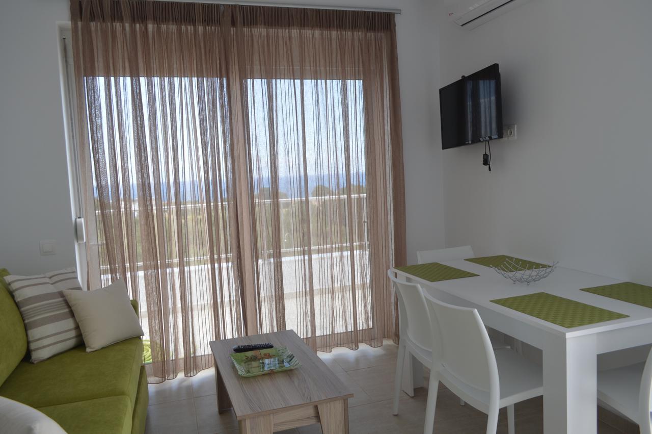 Gennadi Gardens Exclusive Apartments Екстериор снимка
