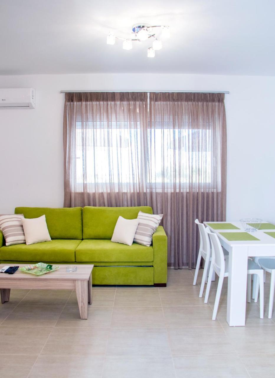 Gennadi Gardens Exclusive Apartments Екстериор снимка